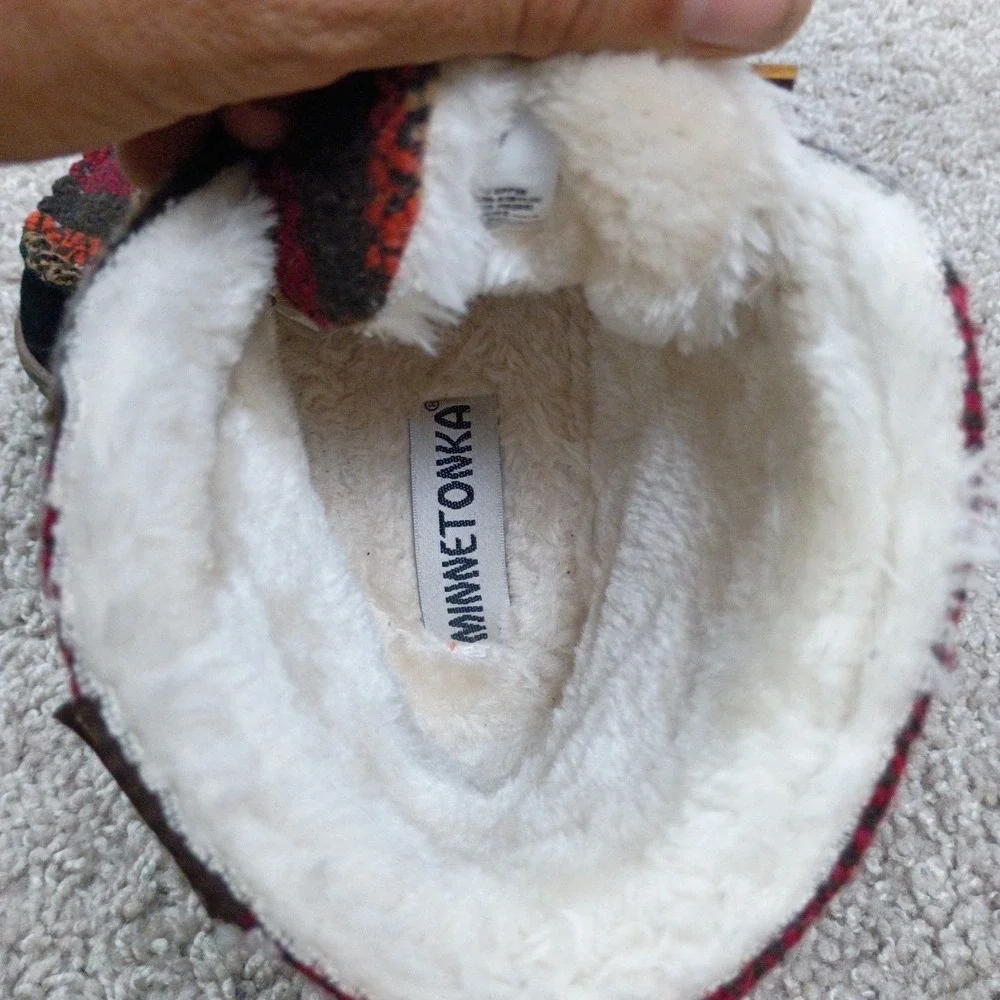 Minnetonka these slippers